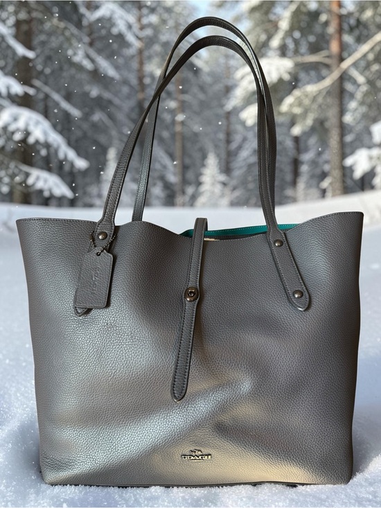 Coach Handbags - Coach Market Tote Gray Pebble Leather Teal Interior